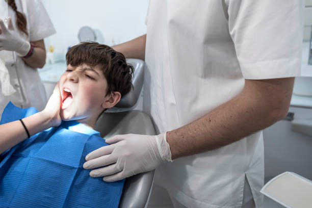 Best Emergency Tooth Extraction in Ingleside, TX